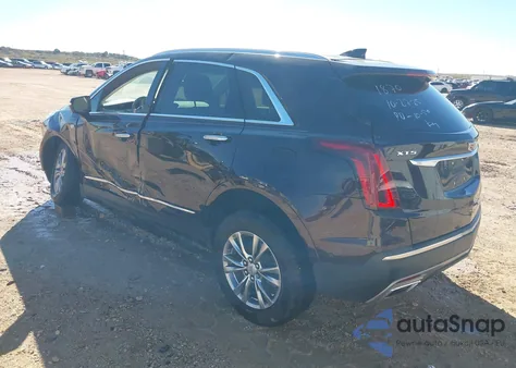 2021 Cadillac Xt5 Fwd Premium Luxury z USA, uszkodzony, nr VIN 1GYKNCRSXMZ201870